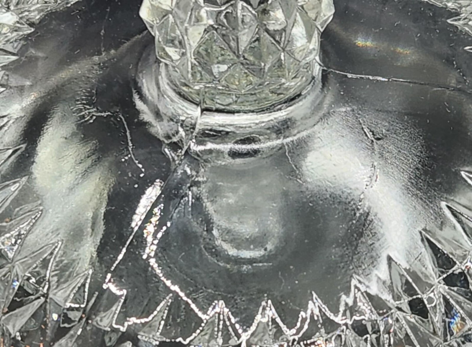 Vintage Indiana Glass Co. Large Candy Dish On Pedestal Diamond Pattern, 7 3/4 In