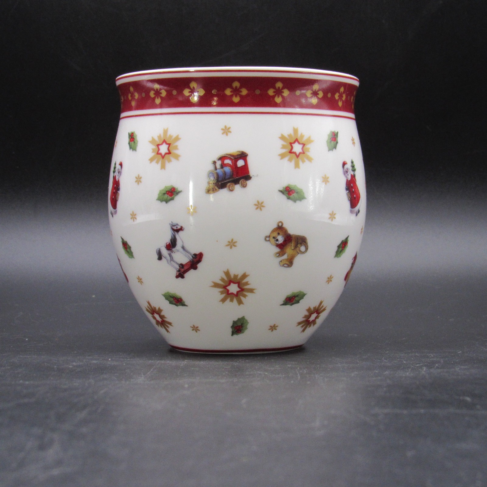 Villeroy & Boch Christmas Mugs Set of 2 Holiday Porcelain Coffee Cups 12oz 15oz