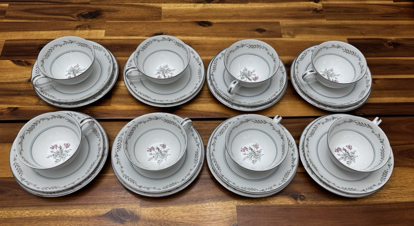 Vtg Noritake China 5608 “Bryce” 56 Piece Set – 8 Place Settings, Floral Pat. EUC