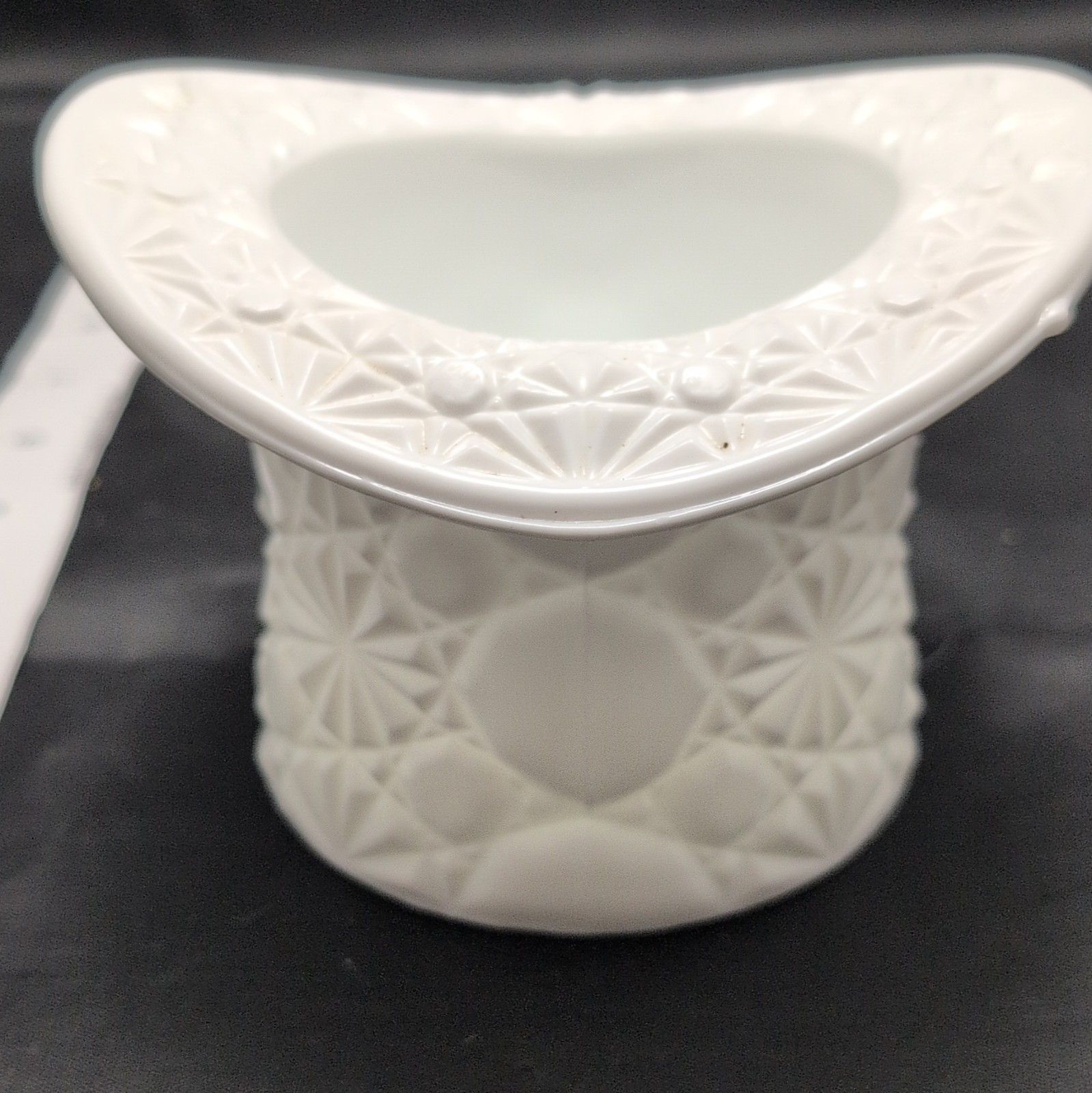 White Milk Glass Starburst Pattern Round Pedestal Decorative Bowl