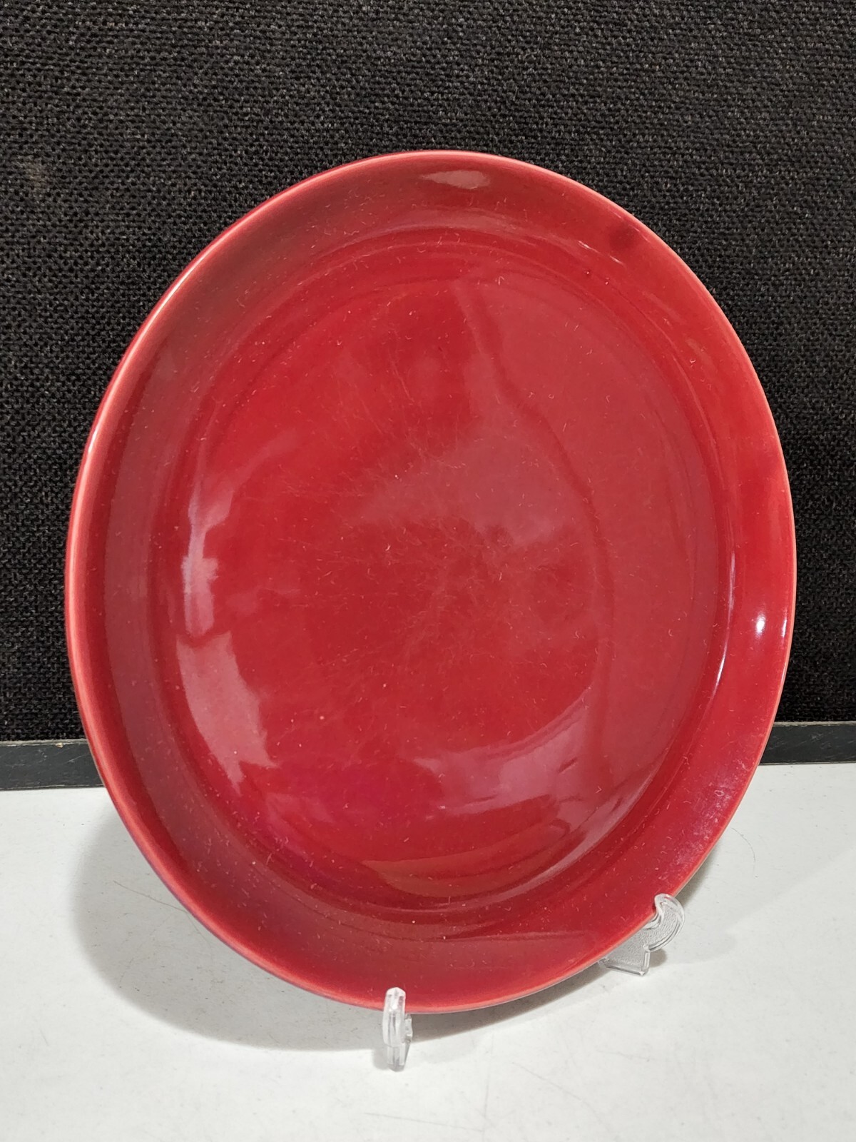Vintage HOLLYDALE California Malibu Modern MAROON RED Dinner Plate Pottery