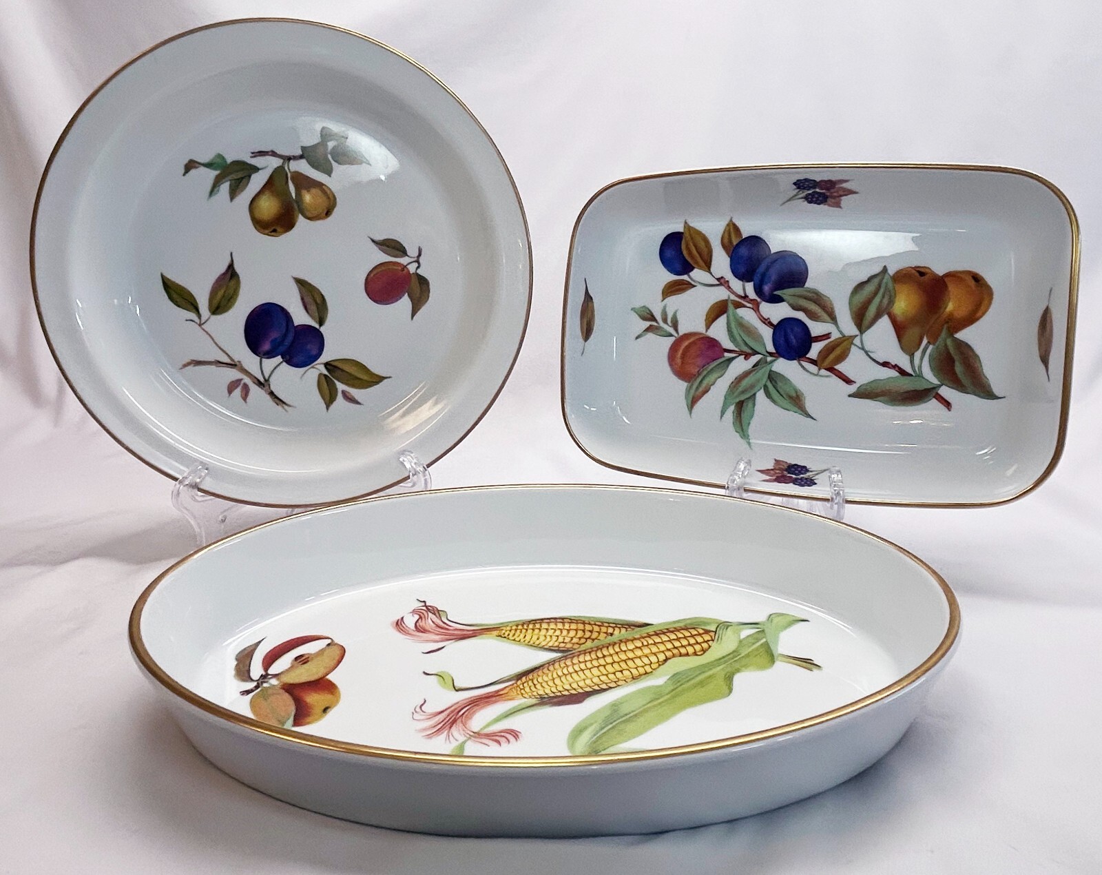 Royal Worcester Evesham Gold Round Oval Rectangular Bakers-Set of 3 Made England