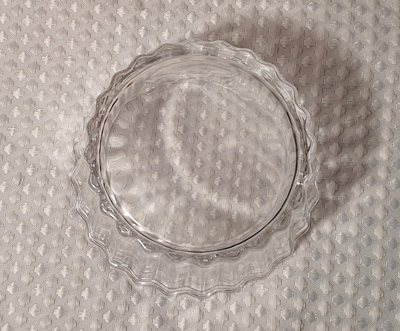 Hershey Reese’s Peanut Butter Cup Chocolate Candy Dish Shannon Crystal Ireland