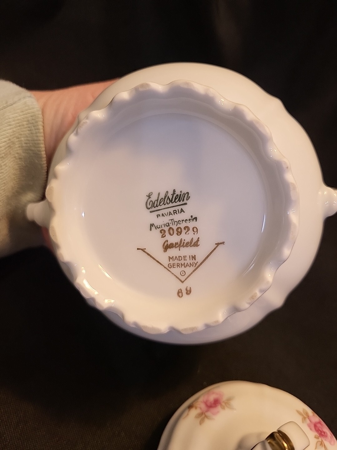 Vintage Edelstein Bavaria Maria Theresa Gacfield 20920 Gold Trimmed Sugar Dish