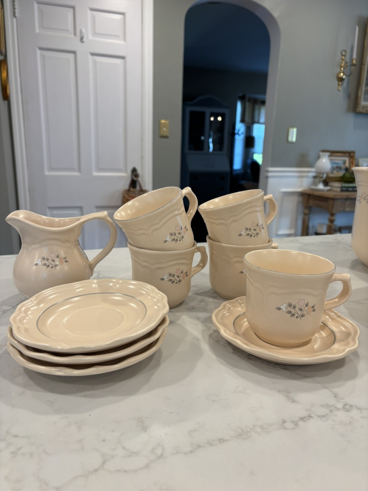 Pfaltzgraff Remembrance VINTAGE FLORAL DINNERWARE LOT CREAM IVORY PEACH PINK USA