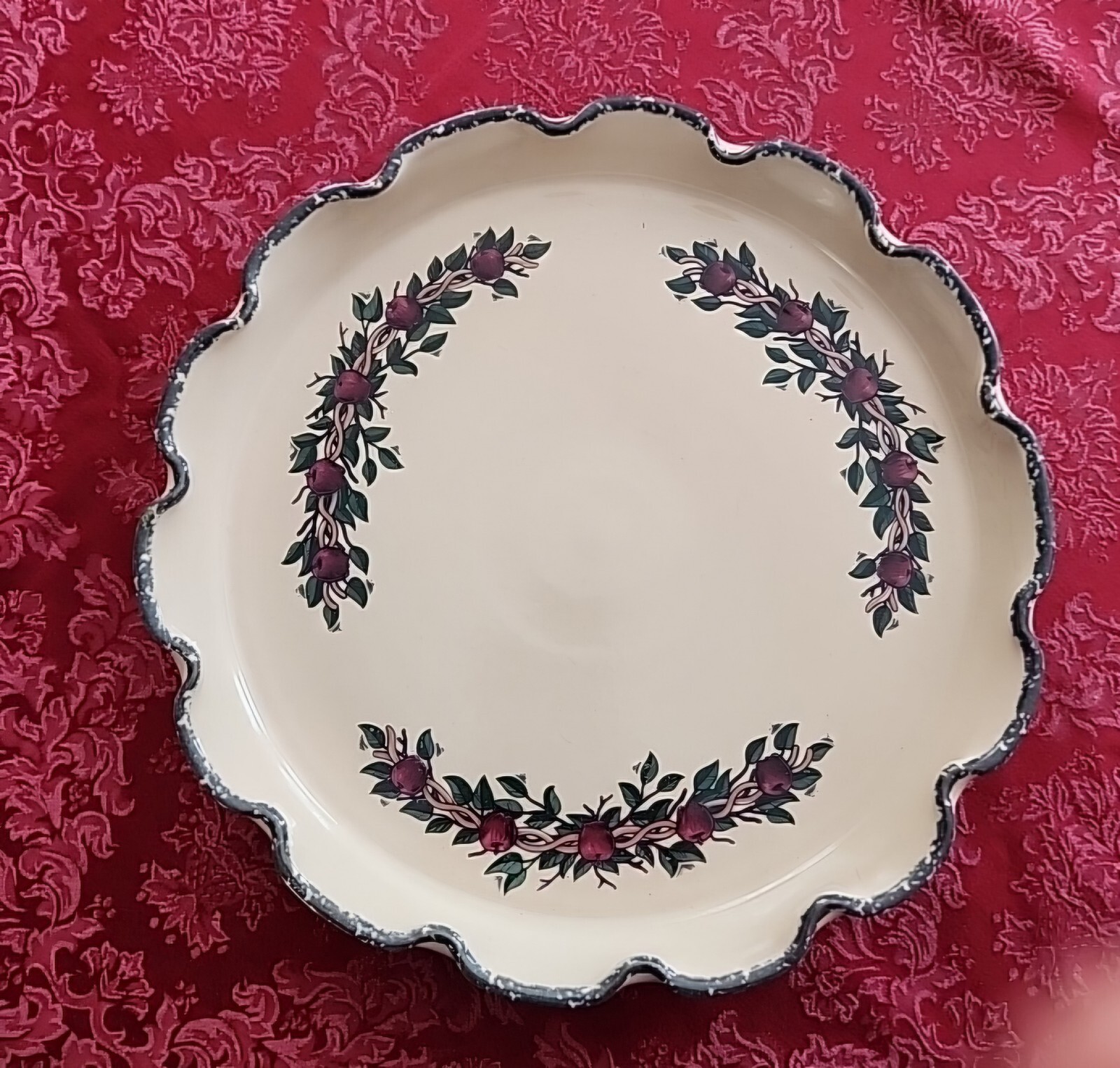 Home And Garden Pie Platter