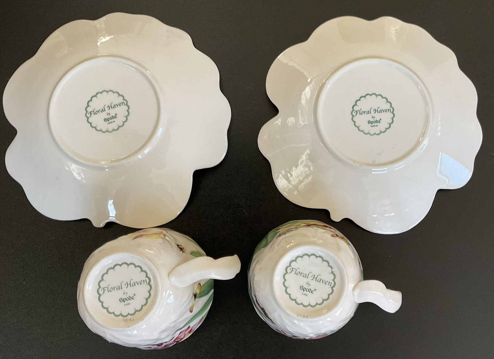 x2 Spode Floral Haven Cup & Saucer Set Scalloped Butterflies Tulips Bee England