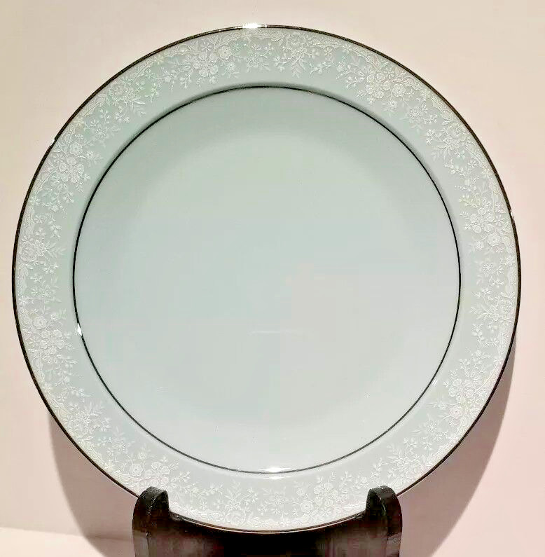Noritake Fidelity Salad Plate Blue White Flowers Platinum Trim 8 1/4 Inches