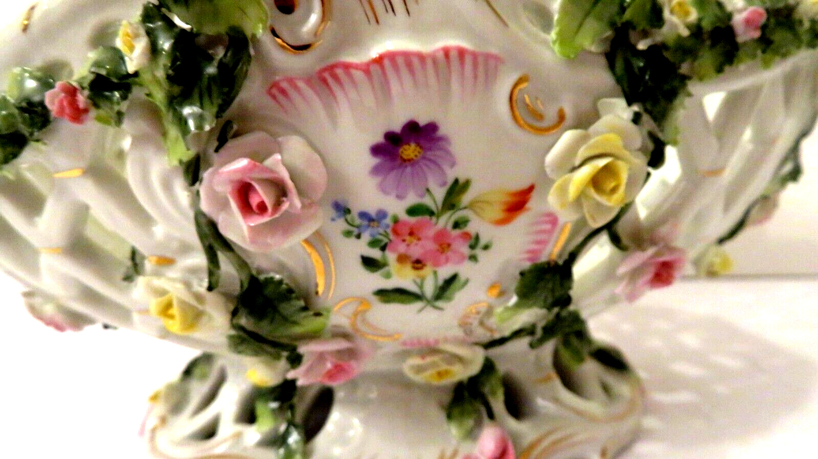 Von Schierholz Antique German Dresden Porcelain 10x10x7 Cherub Bowl Vase Basket