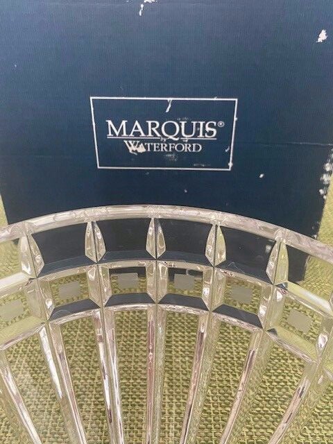 Elegant Round Bowl – Marquis by Waterford Crystal Quadrata -7-3/8″dia 5-1/2″high