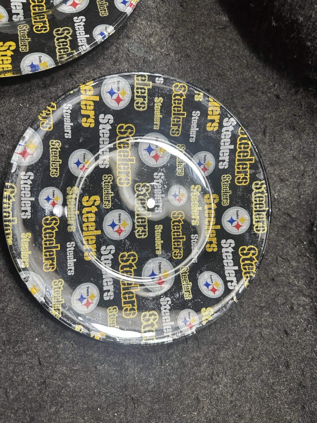 Pittsburgh Steelers lot of 3 13″ 10 and 8″ plates Advertisement & Gloves