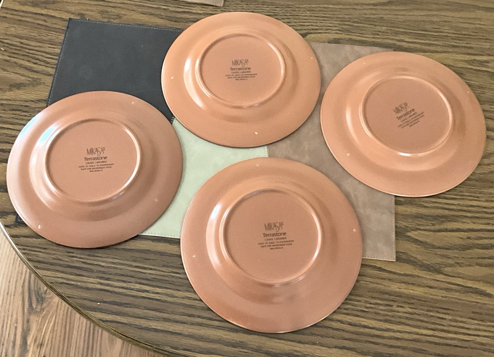 (4-pc-set) Mikasa Terrastone Laramie SALAD PLATES Southwestern 8-3/8” MINT