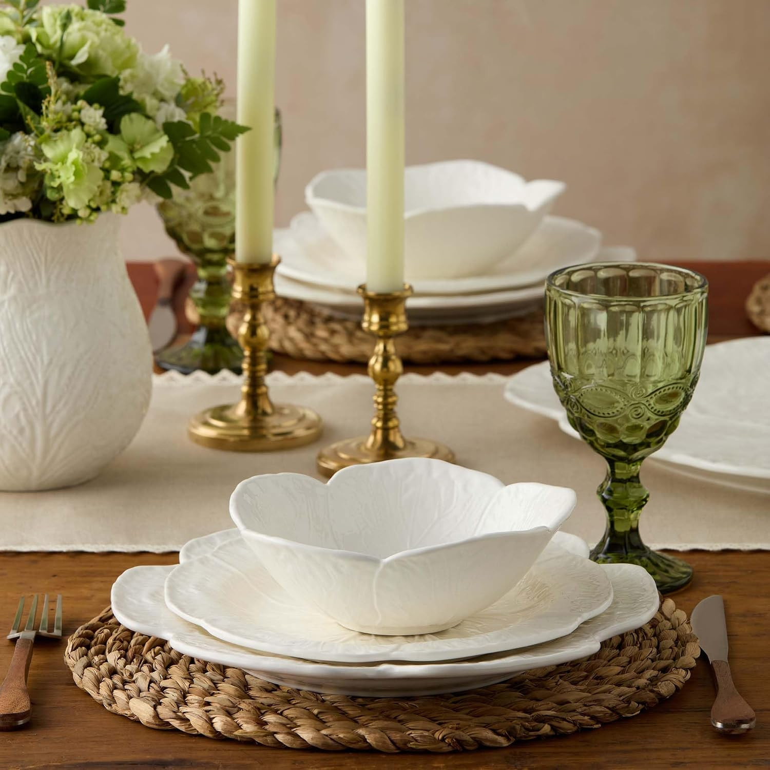 White Cabbage 3-D 11″DINNER PLATES, SETOF 4 – Sculpted Ivory Stoneware Leaf