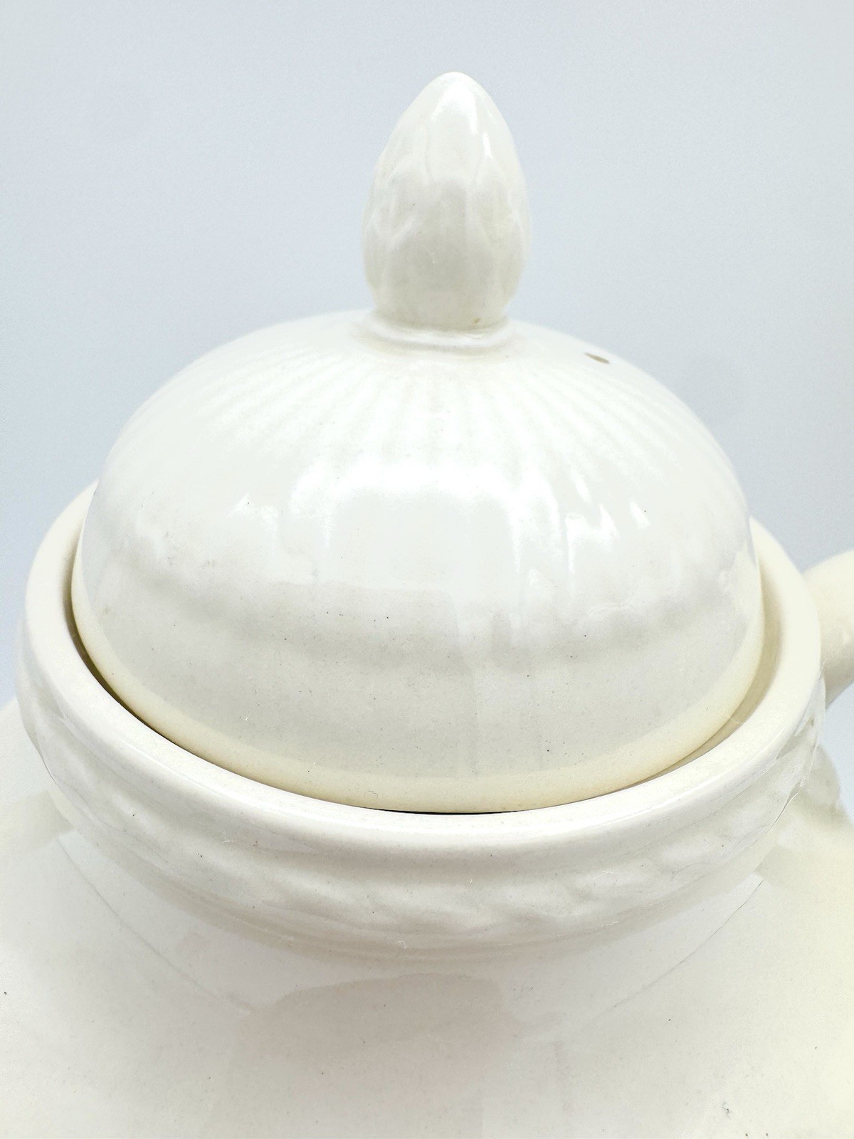 Wedgwood Edme – 3 Cup Small Coffee Pot & Lid, 8 5/8”