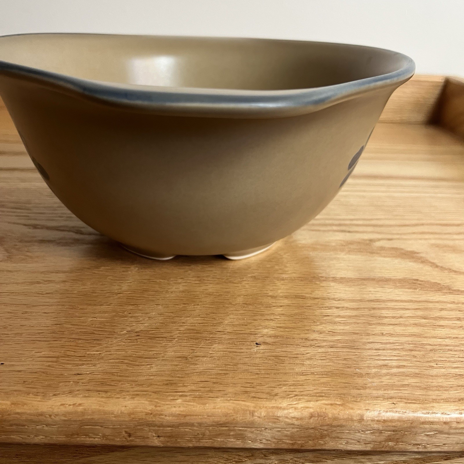Vintage Pfaltzgraff Folk Art Colander Tan Blue Stoneware Country Kitchen Decor