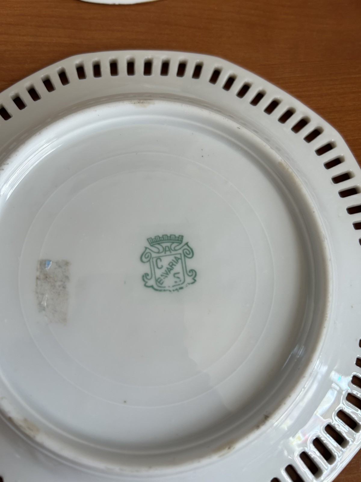 Lot: 6 Vintage Floral Variety Cottage Core Wall Plate Decor 10″ & Smaller