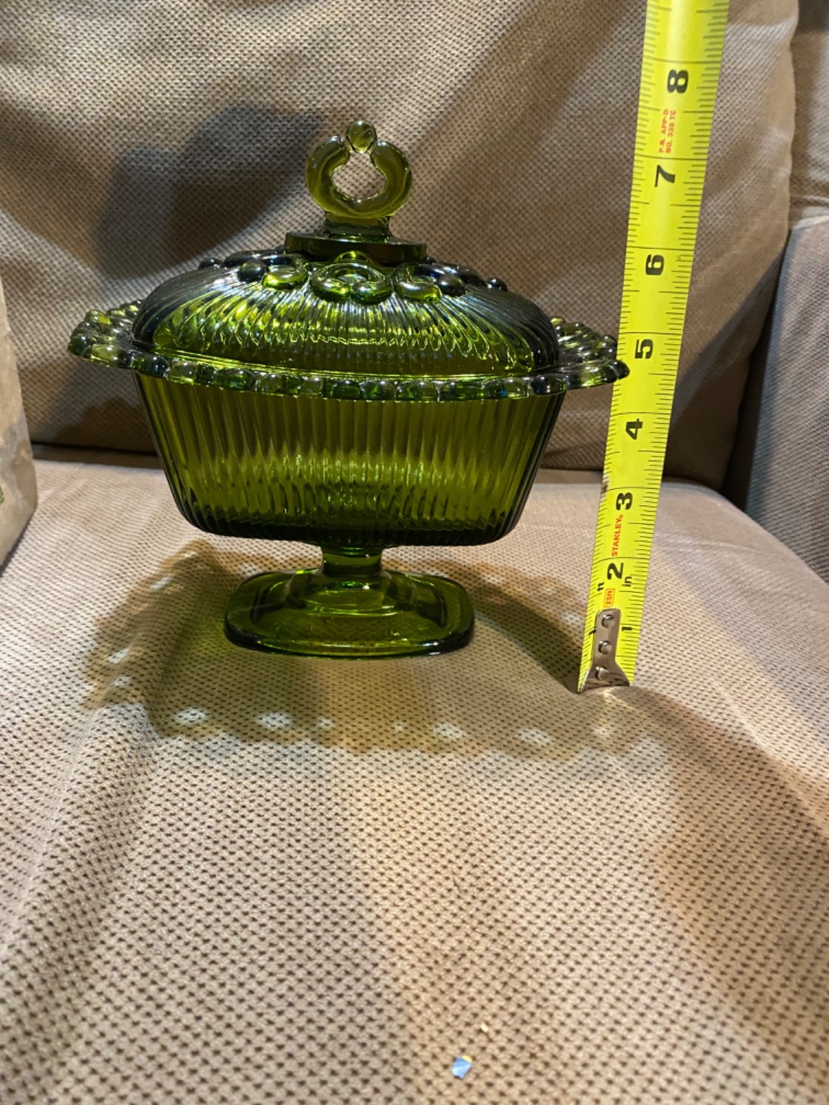 VTG Indiana Glass Olive Green Filigree Edge Oblong Candy Dish & Cover in OG Box