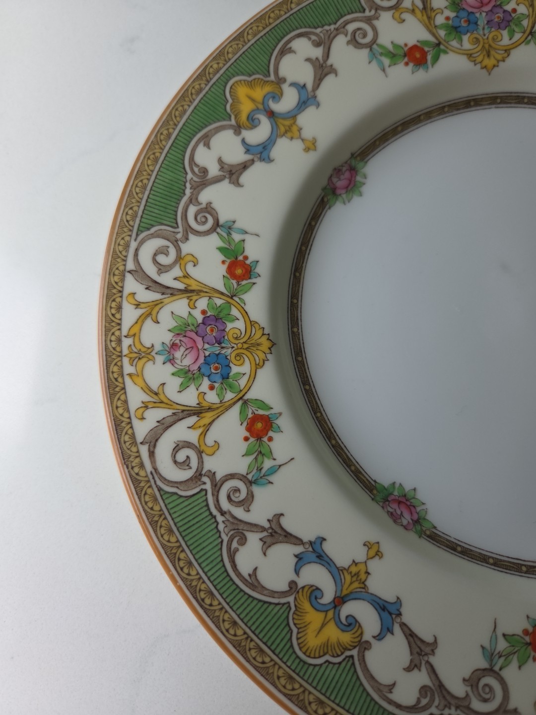 7 VINTAGE Mintons England KENORA GREEN 8 3/4 Plates Buy 1-7 Plates EUC