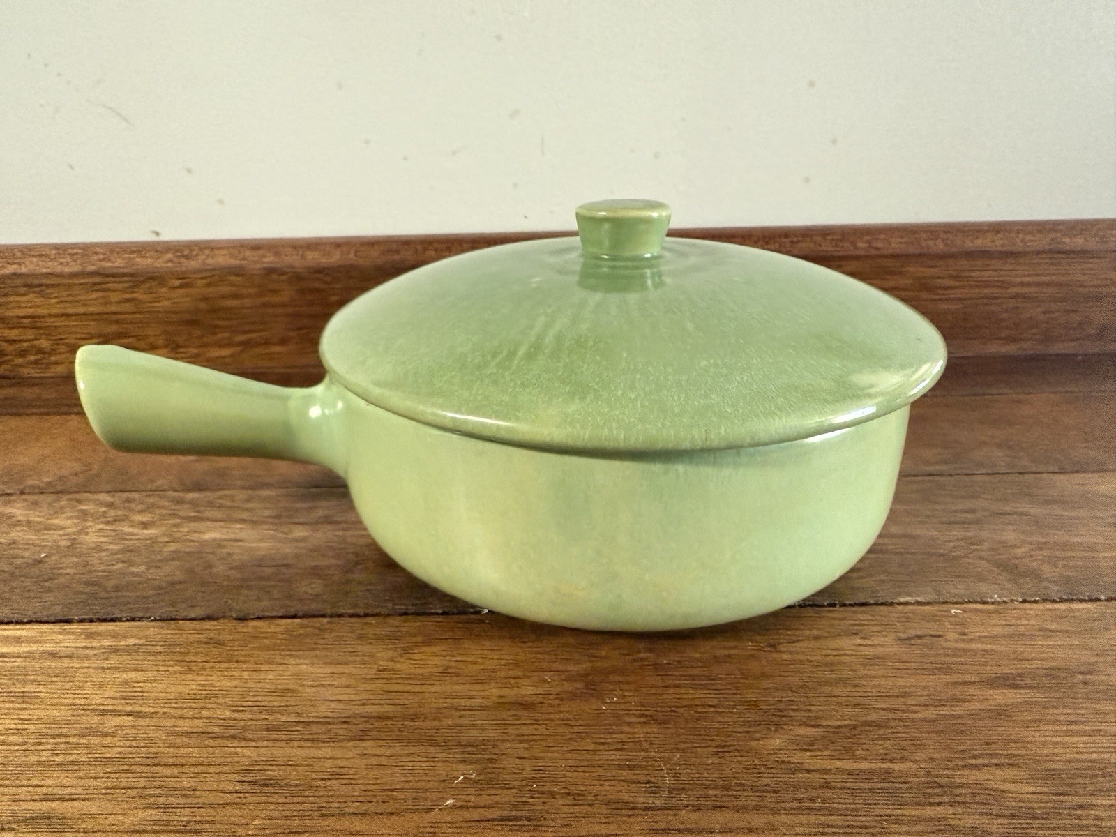 La Solana Solana Ware Sage Green Covered Casserole 4 cup capacity
