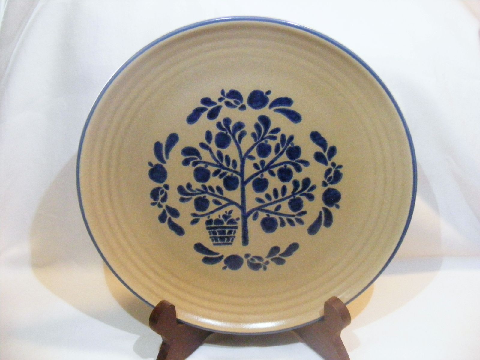 Pfaltzgraff Folk Art Apple Tree Buffet Plate