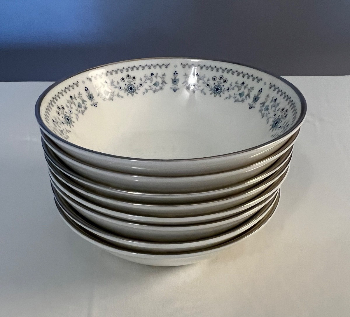 Vintage Minton Beaumaris Fruit/Dessert (Sauce) Bowls (8) Blue Floral 5 1/4″