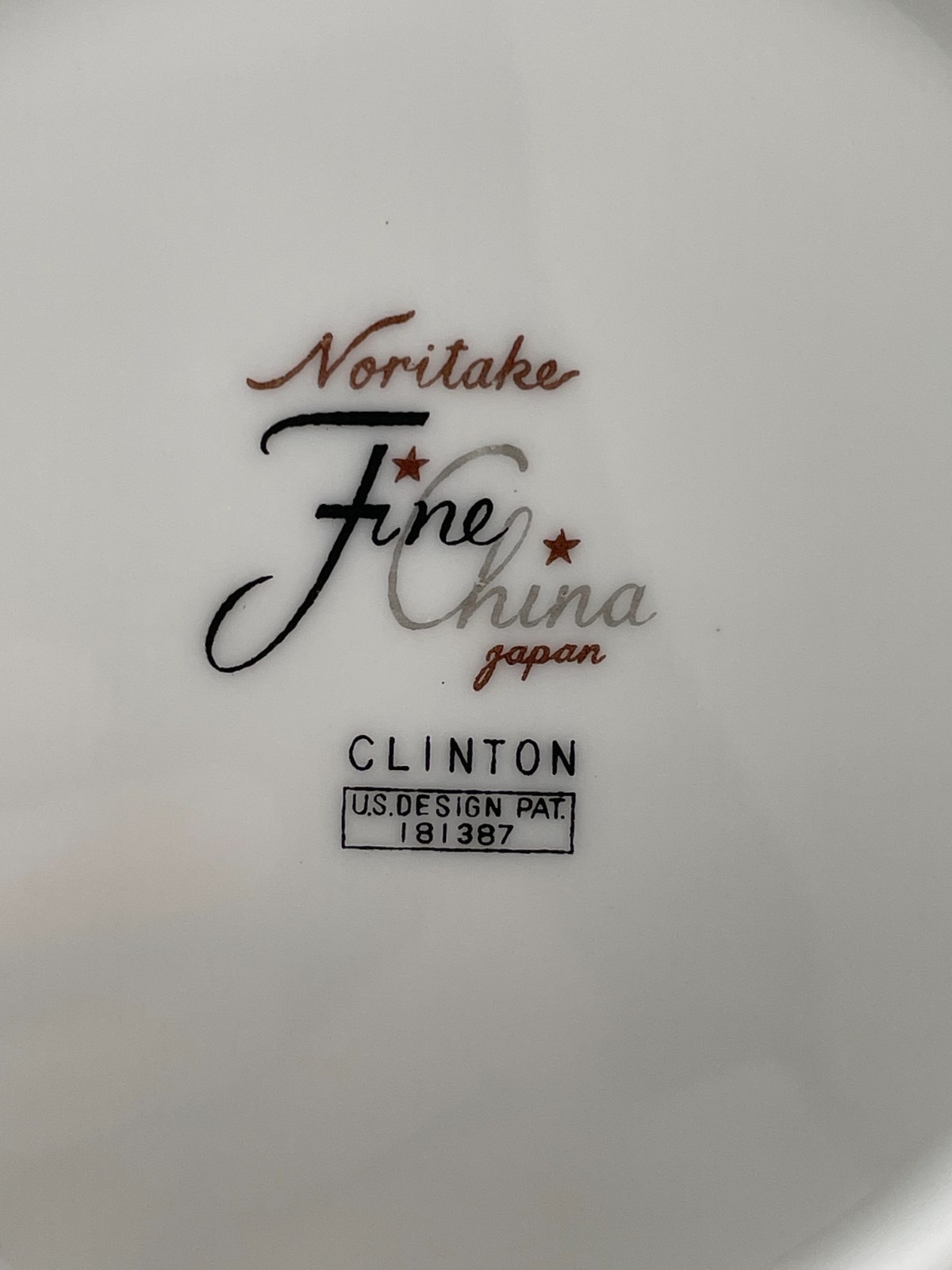 Noritake “Clinton” 8 Inch Rimmed Soup Bowl Set of 4 Great