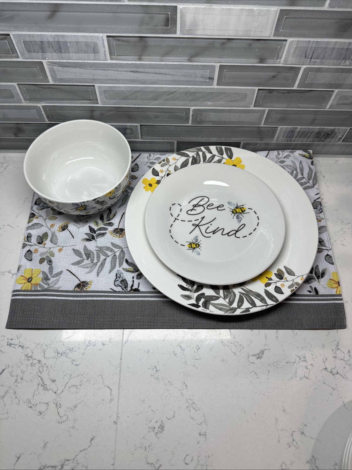 ROYAL NORFOLK “Bee Kind” Floral & Bees~Bowl/Salad & Dinner Plate/Placemat~4 EACH
