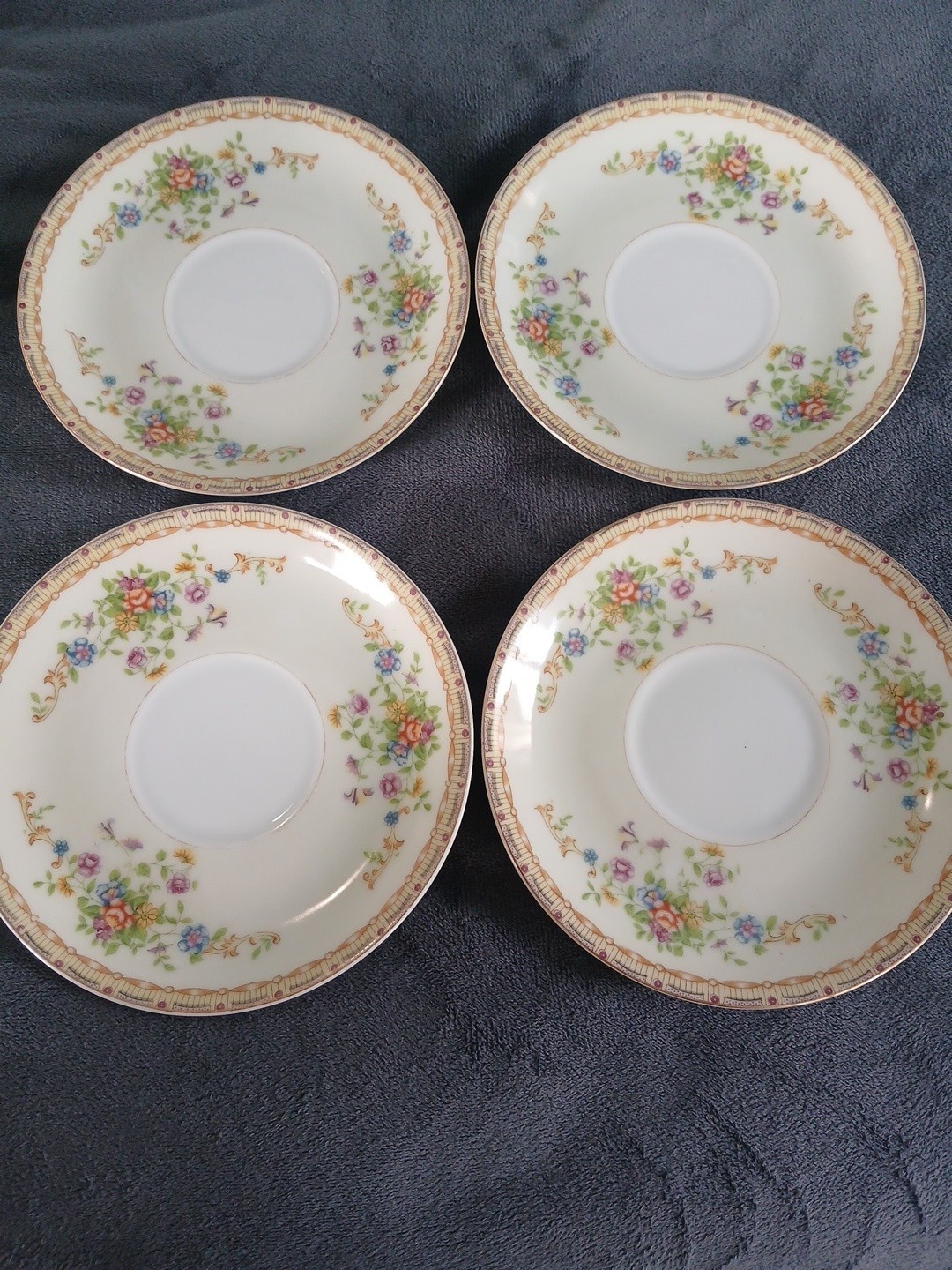 Set Of 4 Teacups & Saucers National China Japan Patricia Floral
