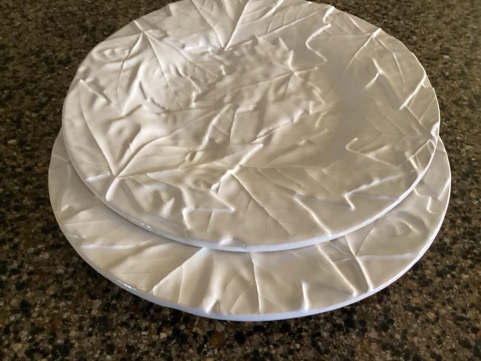 (2) Bordallo Pinheiro 11” White Maple Leaves Dinner Plates XLNT Condition