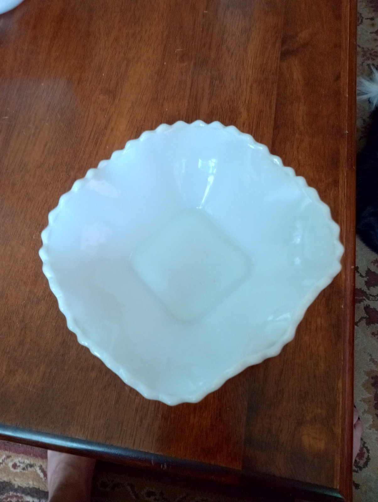 Vintage L.E. Smith Milk Glass Candy Nut Dish Diamond Pattern Scalloped Edge 6″