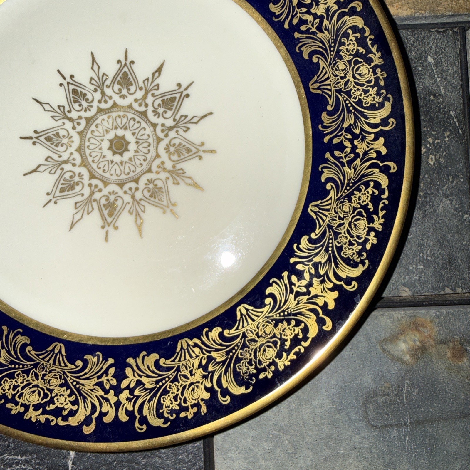 Alka Bavaria Gold Gilt Leaf & Cobalt Blue 7 7/8 Inch Plate Circa 1938-1958