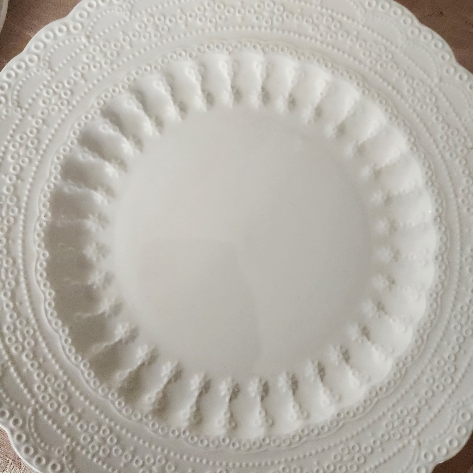 Spode Jewel Copeland Lace Print 8 inch Salad Dessert Plate Ivory White England