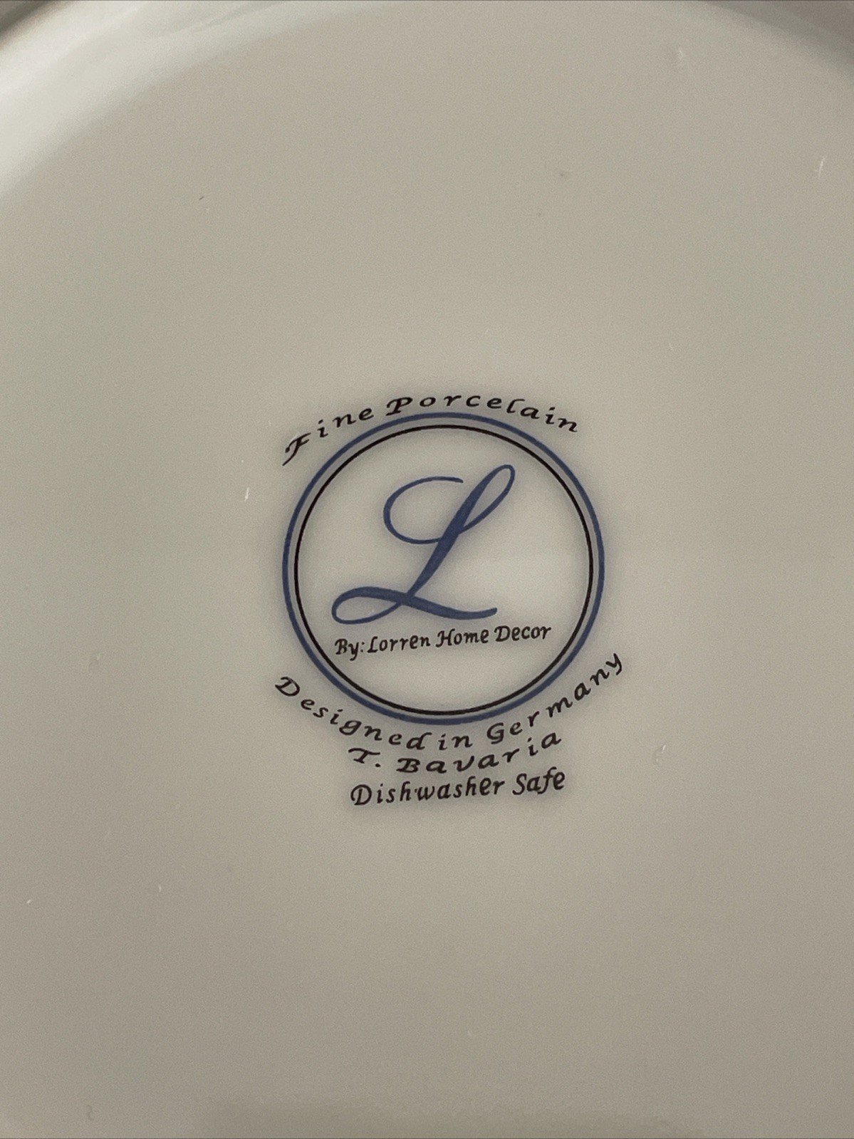 5 Lorren Home Decor Porcelain 8.5” Bowls