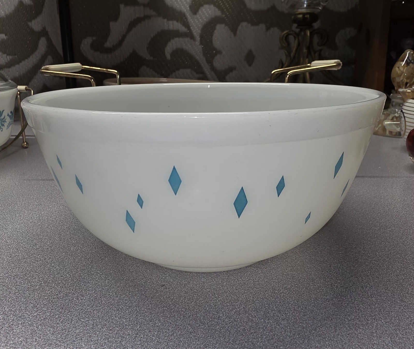 RARE 1950s Pyrex Turquoise Diamonds Promo 2.5 Qt Casserole Dish w/ Lid & Cradle