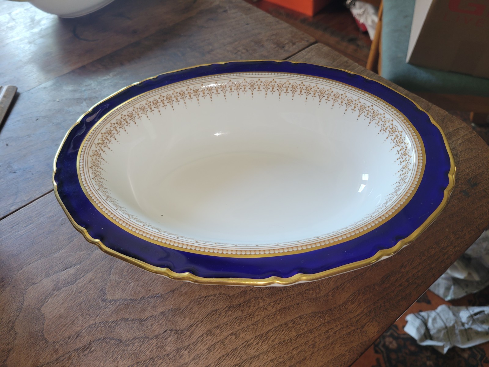 1980s Vintage ROYAL WORCESTER Fine Bone China REGENCY BLUE 10″ Oval Serving Bowl