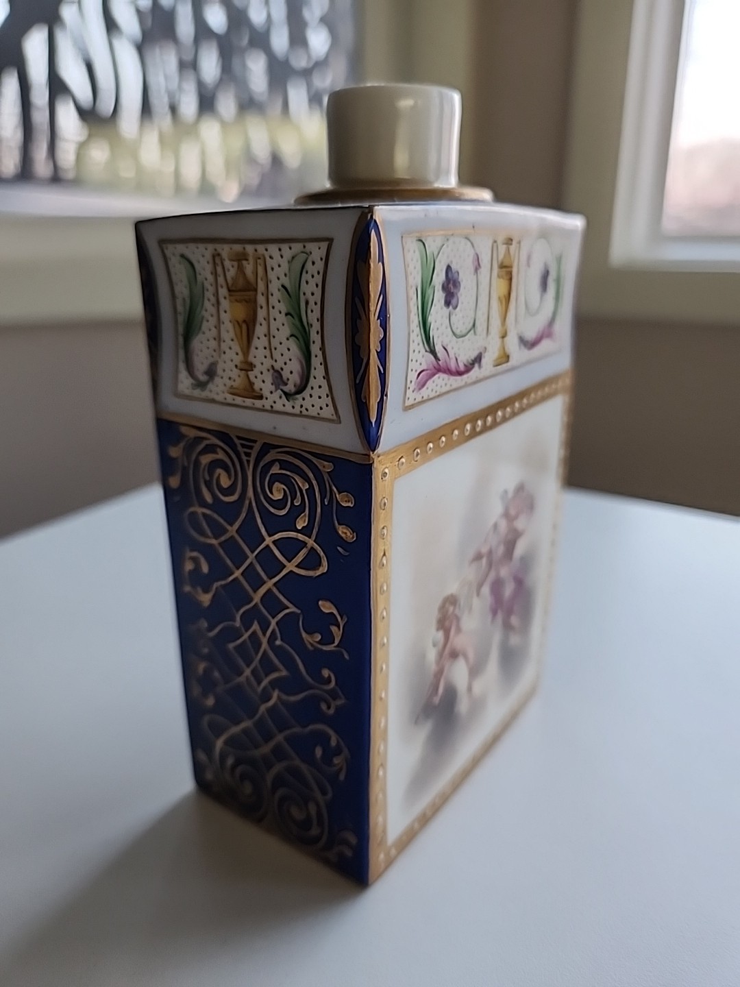 Antique Porcelain Tea Caddy c. 1790–1820 Hand Painted Putti Neoclassical Contine