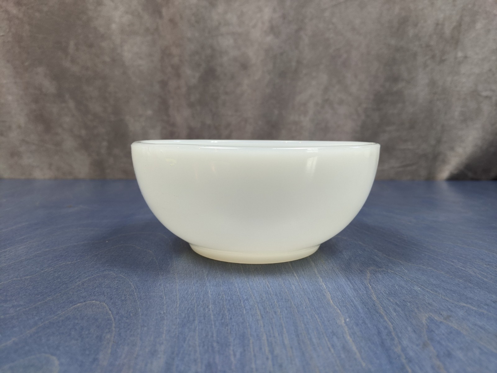 Vintage Fire King Blue Heaven Cereal Bowl Milk Glass MCM Atomic 5″ Made in USA