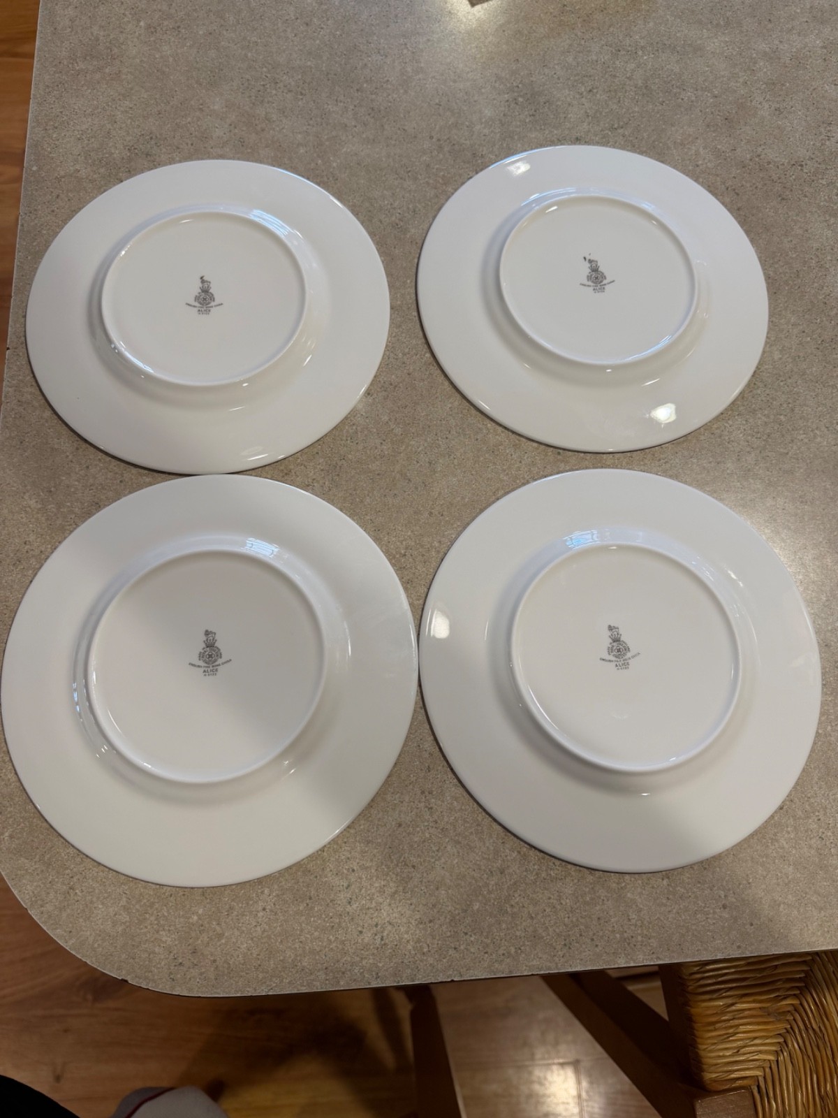 4 Royal Doulton China Alice Pattern H5122 Salad Plates white gold
