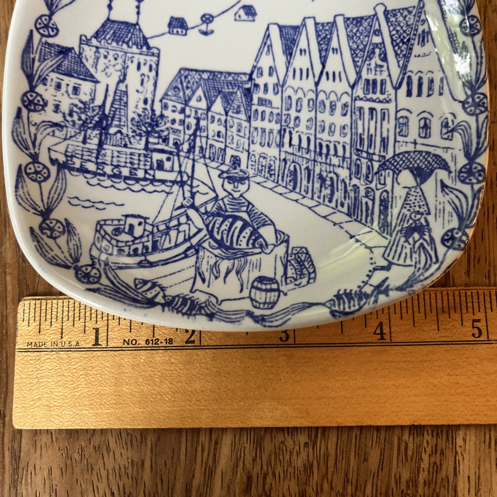 Stavangerflint Norway Fisherman Wharf Plate Kari Nyquist Norwegian Ceramics 5 in