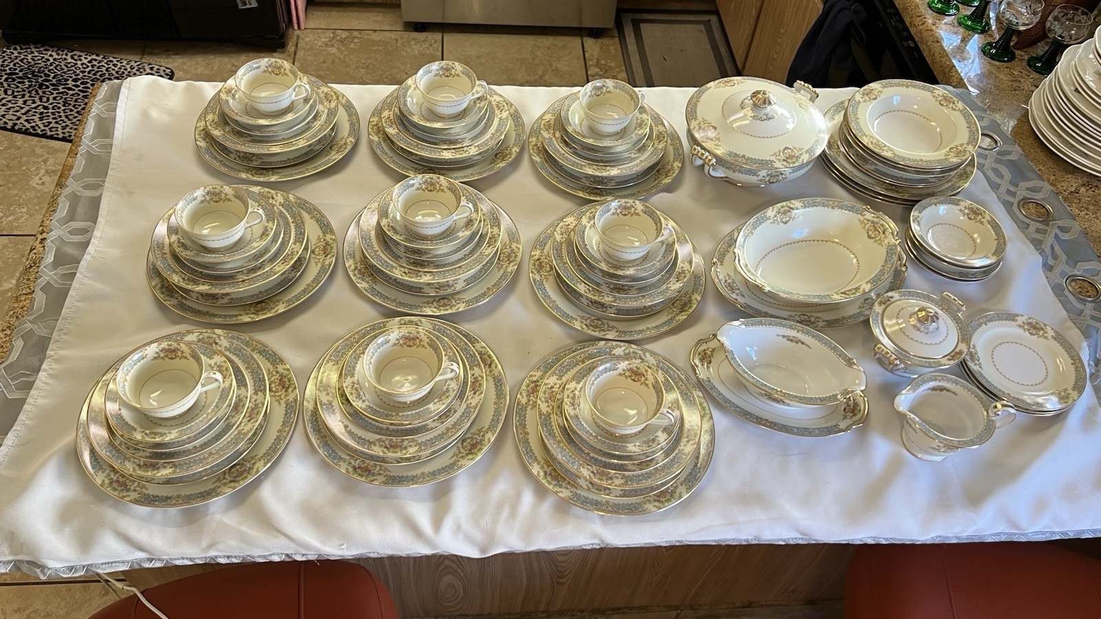 Rose China Noritake Clermont 9 Place Setting Occupied Japan Floral Scroll 84PC