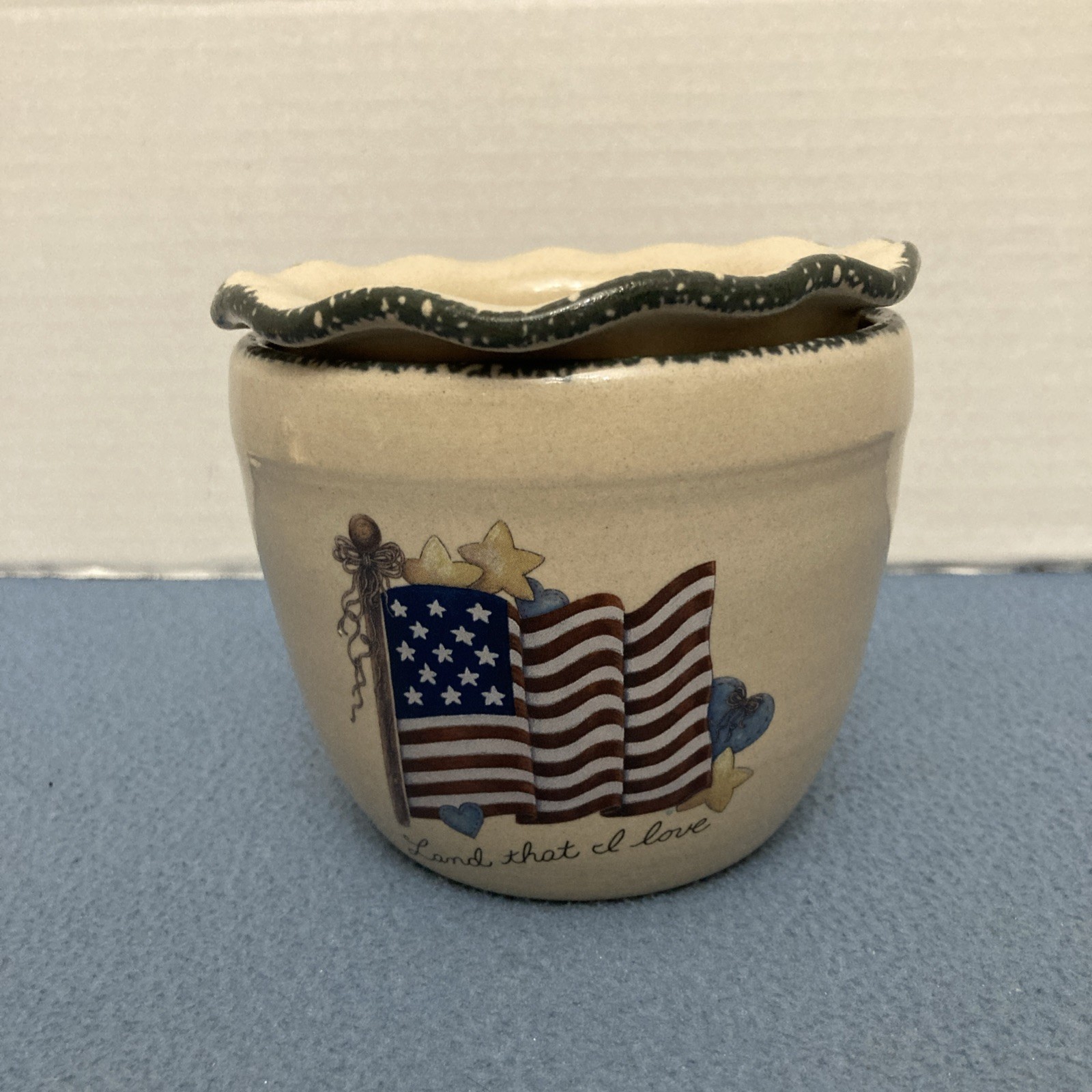 Home & Garden Party Ltd. US Flag “Land That I Love” Stoneware Party Dip Chiller