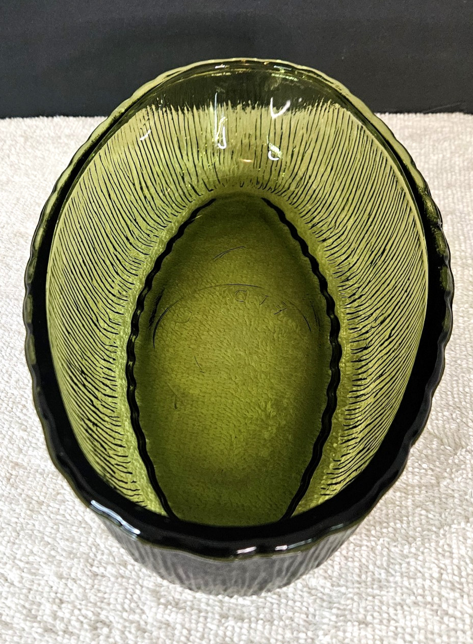 Vintage FTD 1975 Avocado Green Glass Oval Serving Bowl Floral Centerpiece Dish