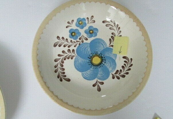 ROYAL CHINA JEANNETTE set of 2 serving-pasta bowls in cream w/ brown-blue floral