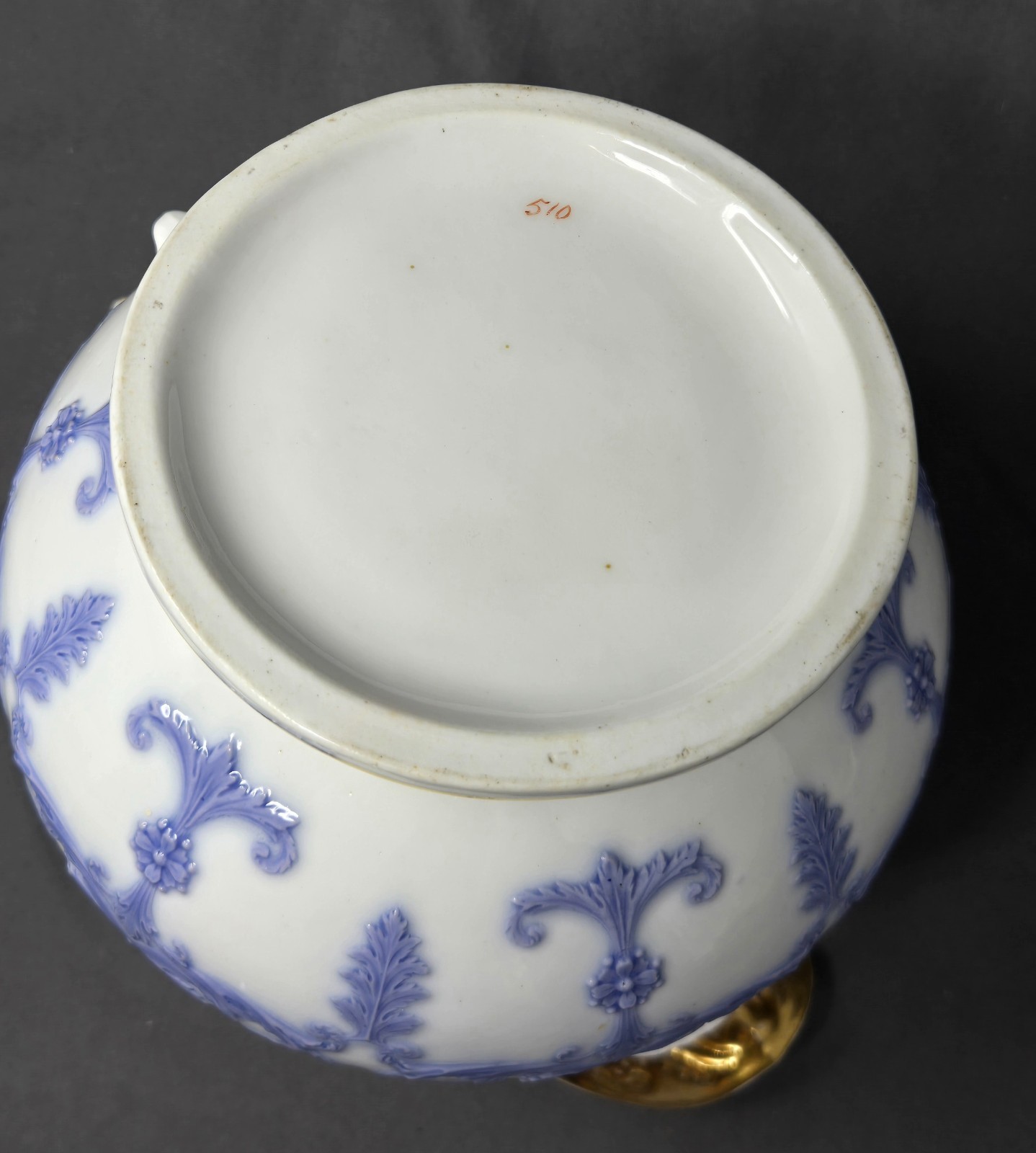 English Pitcher Lilac Sprigware C. 1830s 7 3/8 inches Tall