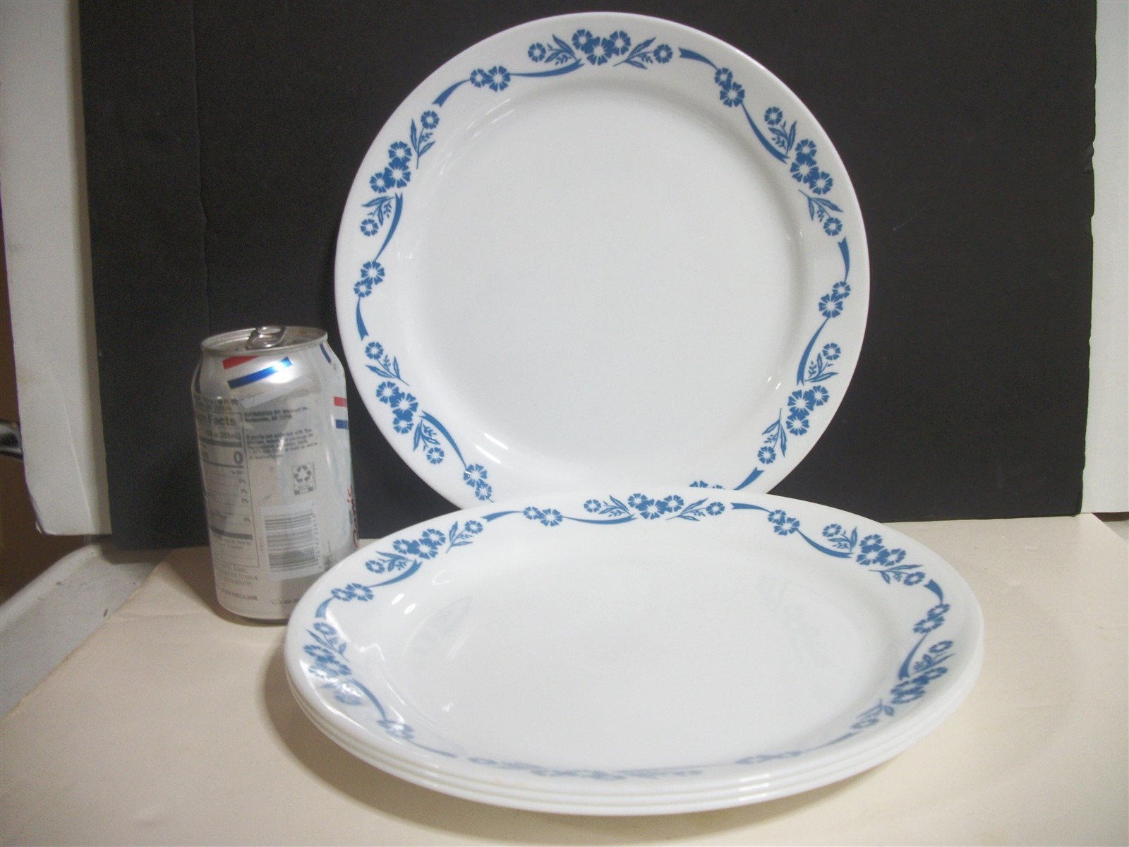 4 Corelle Blue Cornflower Dinner Plates 10 1/4″ by Corning