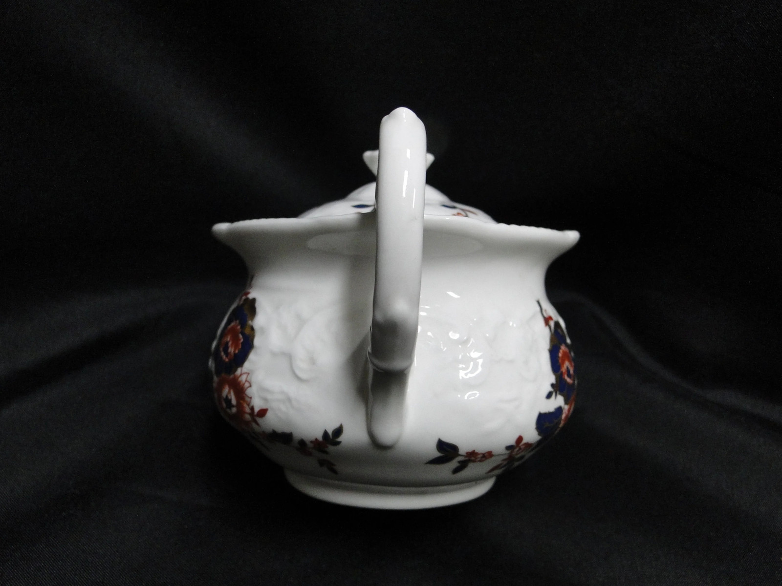 Coalport St Louis, White w/ Blue, Rust, Gold: Sugar Bowl & Lid, 3 3/4″ Tall