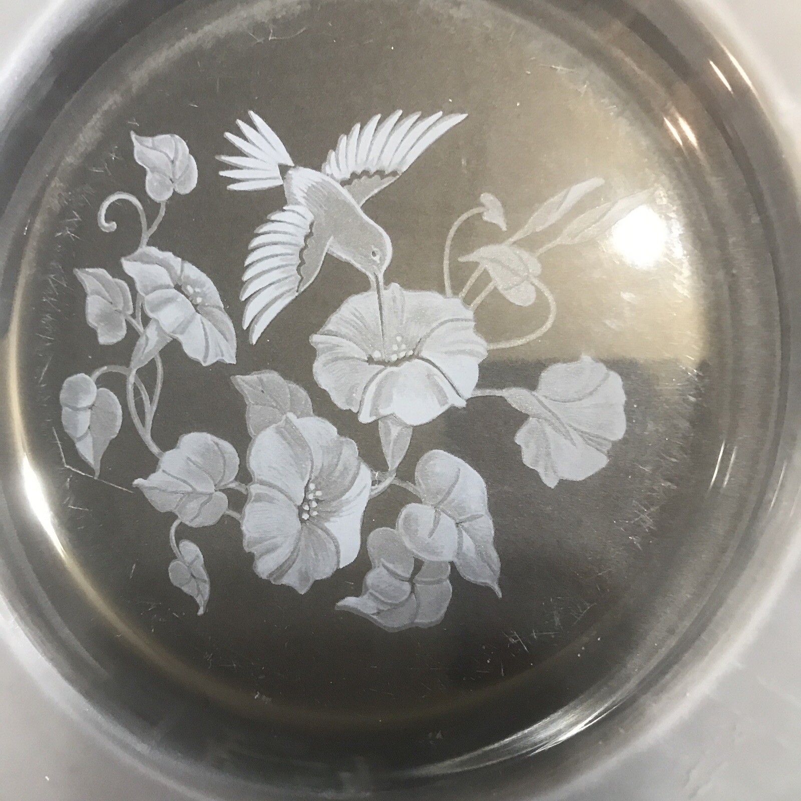 2 Crystal Hummingbird Frosted 7 7/8” Luncheon Salad Plates Glass Avon