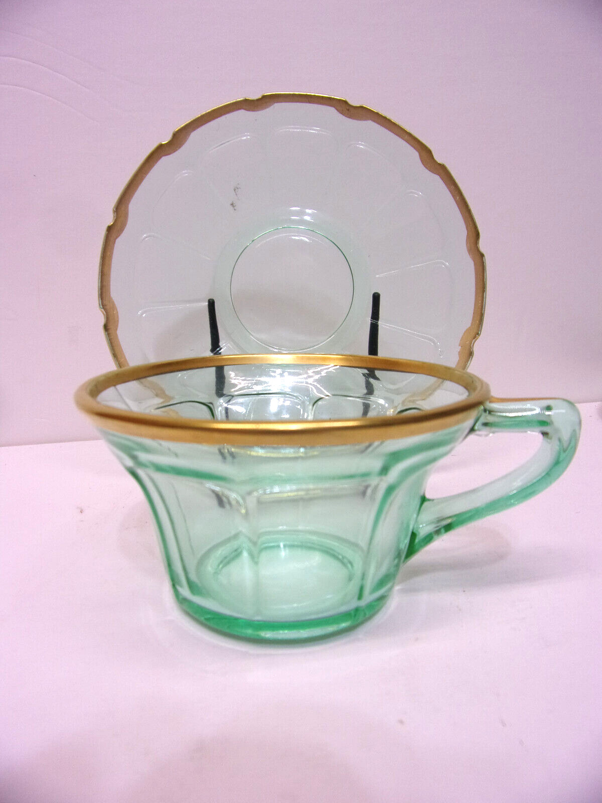Set of Four Uranium Glass Diamond Glass Co Victory Green Cup Saucer Gold Trim
