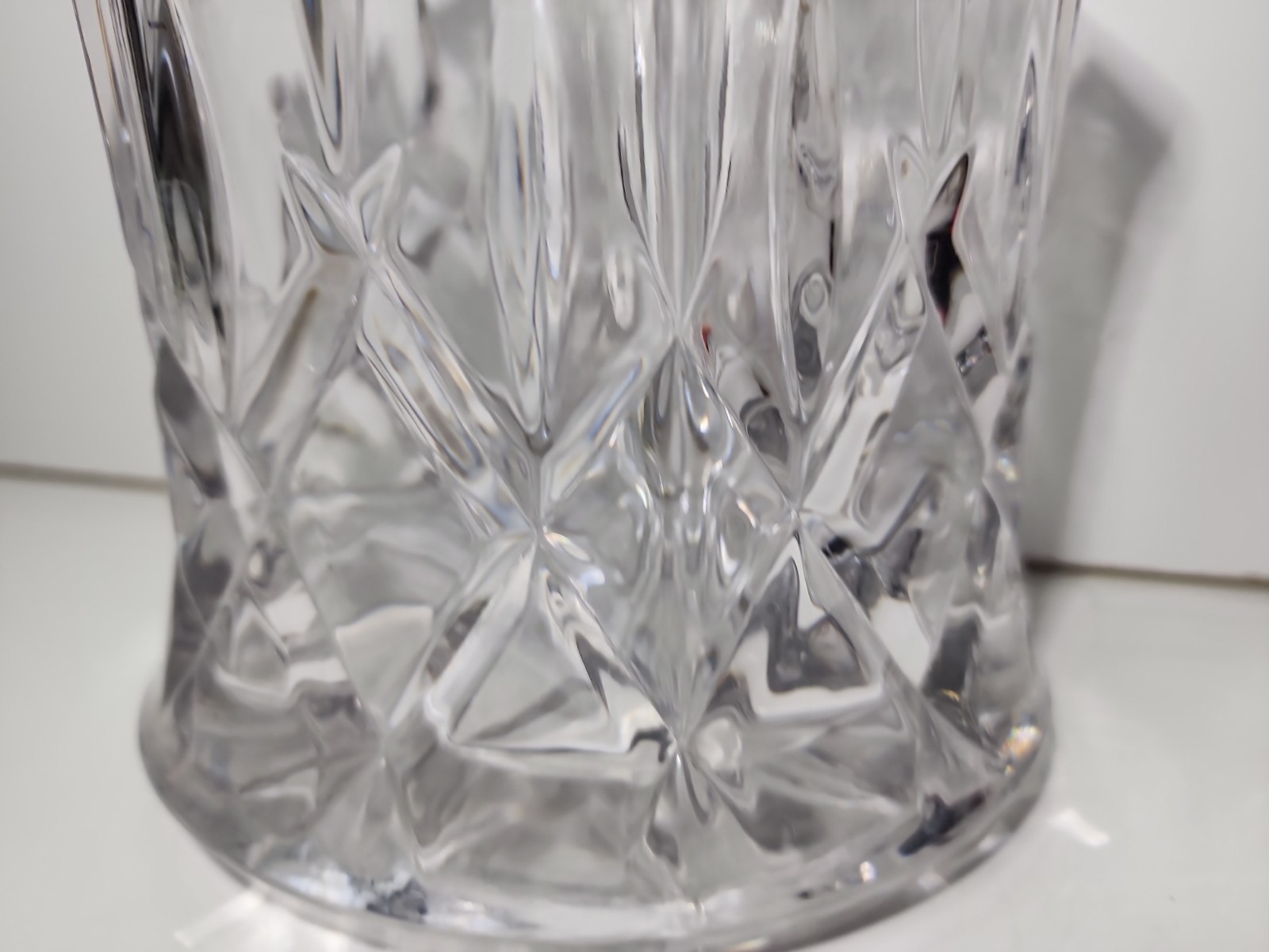 Gorham Lady Anne Hexagon Cut Crystal Biscuit Barrel Jar w/Lid 9″ H x 6″ D
