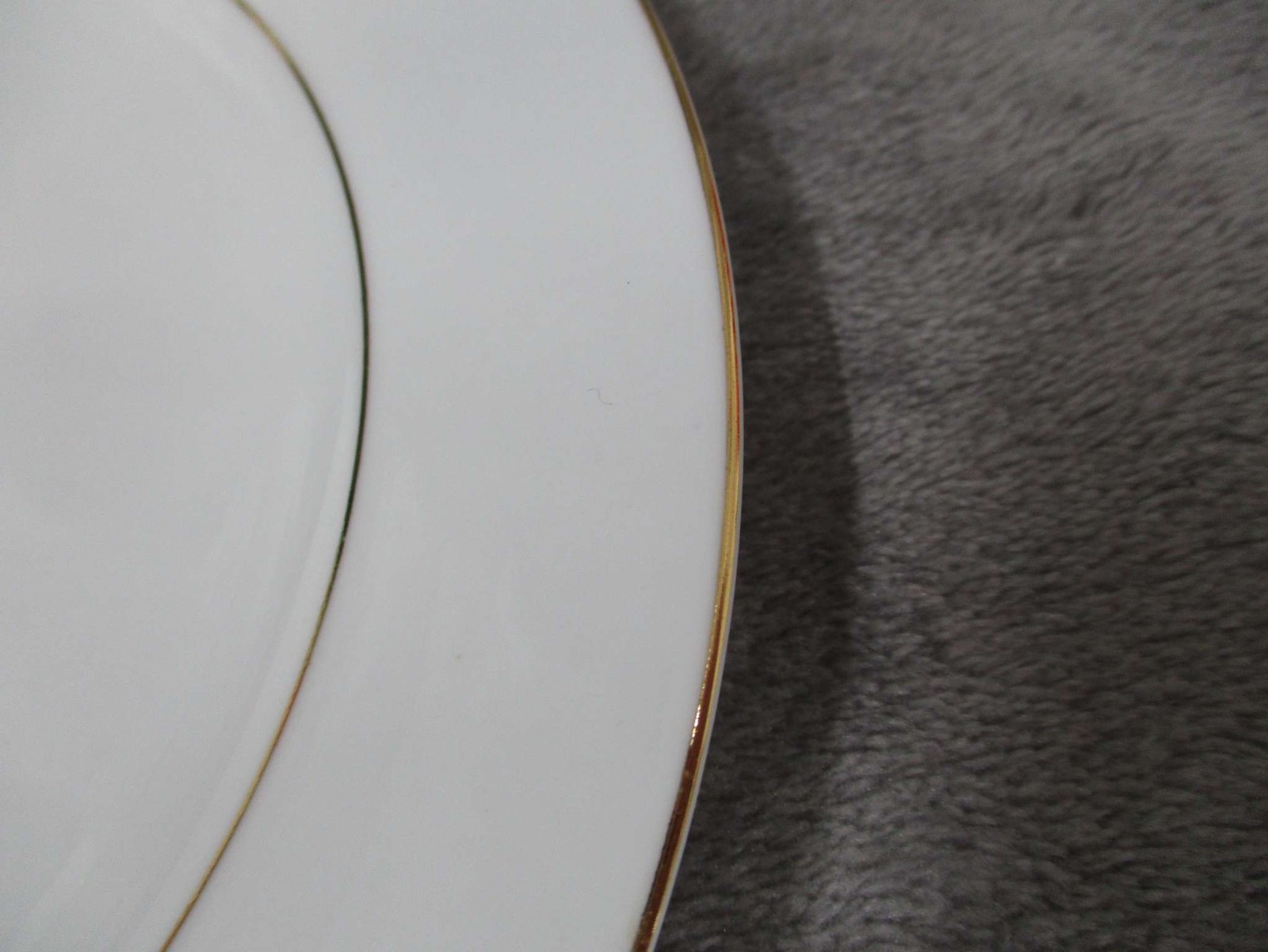 Sakura White Gold Rim Salad Bread Plates Set 4pc Formal Dining Serving Dishware